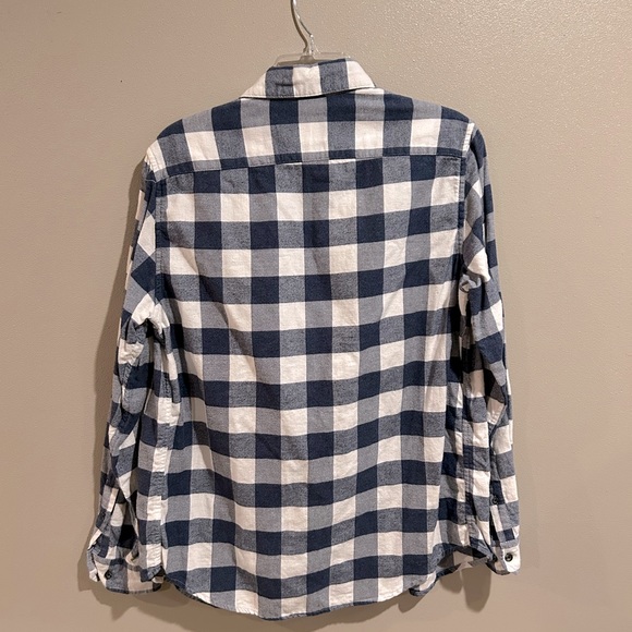 Goodfellow & co. Men’s button down flannel size Medium. - Picture 2 of 3